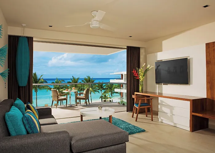Secrets Aura - Adults Only Resort