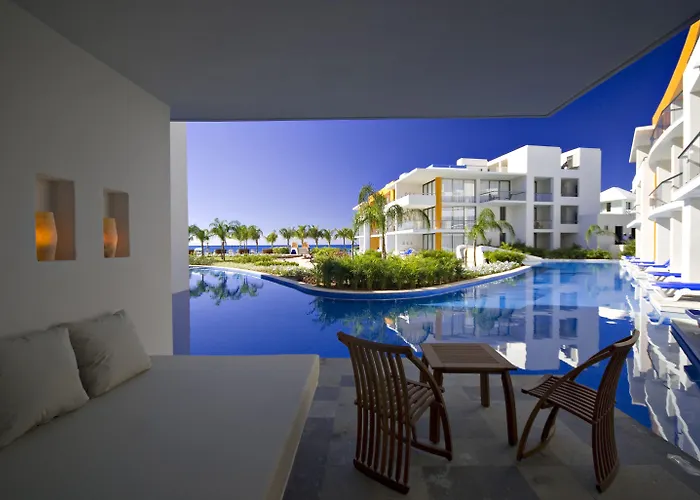 Secrets Aura - Adults Only Resort
